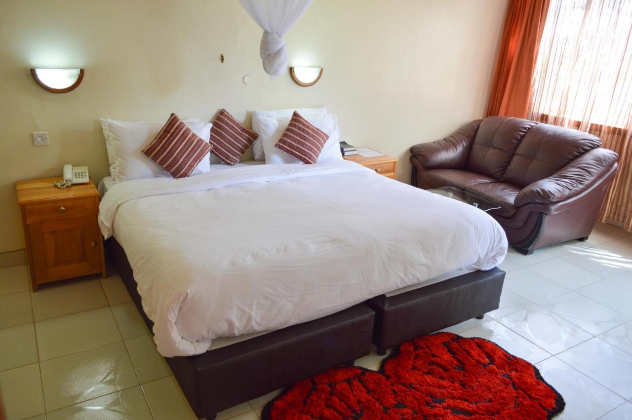 Golf Hotel Kakamega Exterior photo